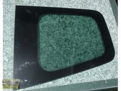 FORD COURİER SOL ARKA ÇAMURLUK CAMI