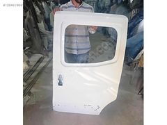 FİAT FİORİNO BEYAZ SOL SÜRGÜLÜ KAPI ORJINAL GÖÇÜKLÜK