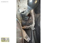 1999 MODEL HYUNDAİ ACCENT ÖN CAM DÜĞMESİ