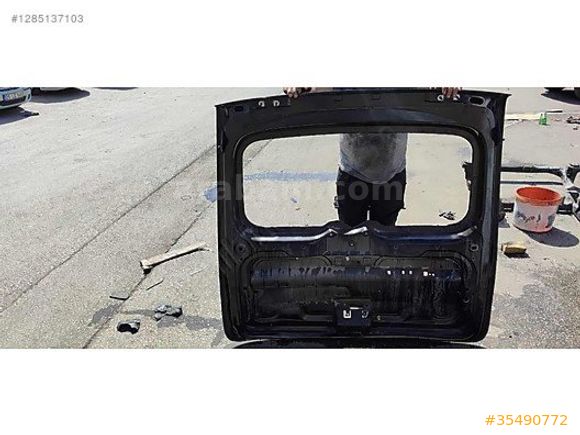 2012/2019 RENAULT KANGO SİYAH BAGAJ KAPAĞI ORJINAL