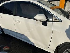 TOYOTA COROLLA SAĞ ÖN KAPI 2019-2025 DÜZ BEYAZ 040