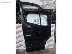 MERCEDES SPRİNTER W907/W910 SİYAH SAĞ ÖN KAPI ORJINAL LOKALLIK