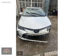 TOYOTA COROLLA 2019-2024 ÖN TRAVERS TRAVES