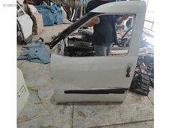 2012/2023 FİAT DOBLO BEYAZ SOL ÖN KAPI ORJINAL