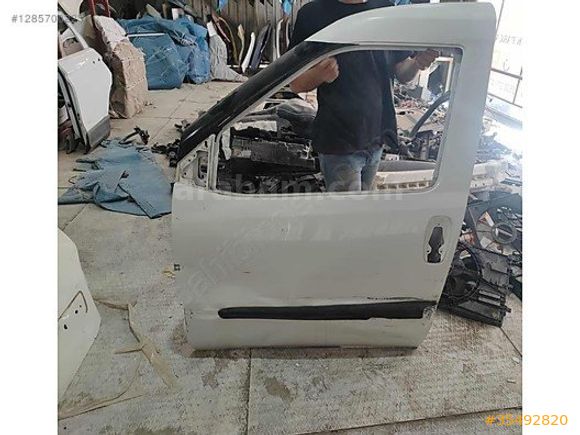 2012/2023 FİAT DOBLO BEYAZ SOL ÖN KAPI ORJINAL