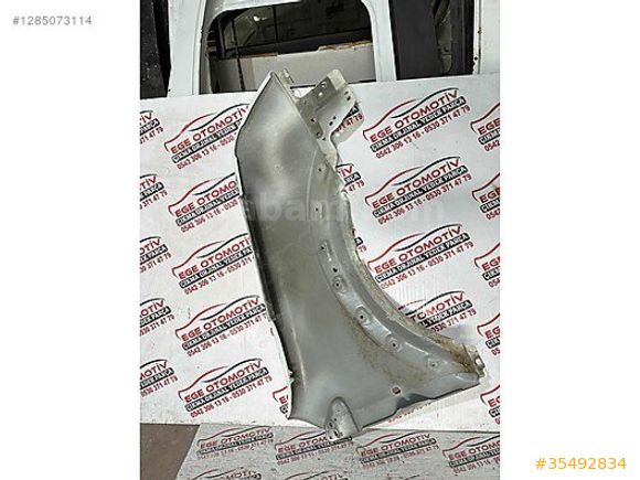 FORD CORNET BEYAZ SOL ÖN ÇAMURLUK ORJINAL