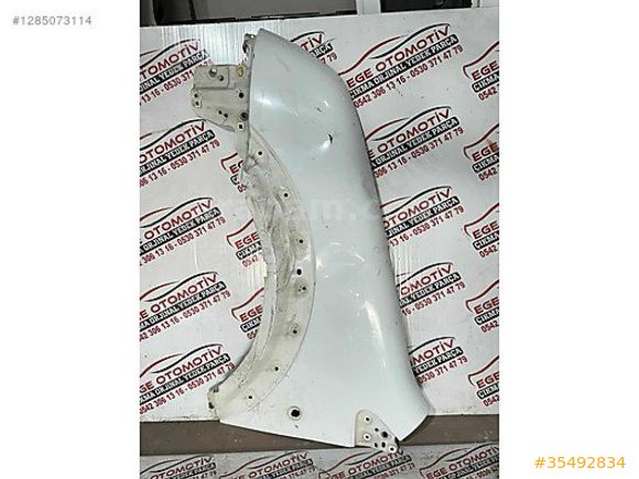 FORD CORNET BEYAZ SOL ÖN ÇAMURLUK ORJINAL