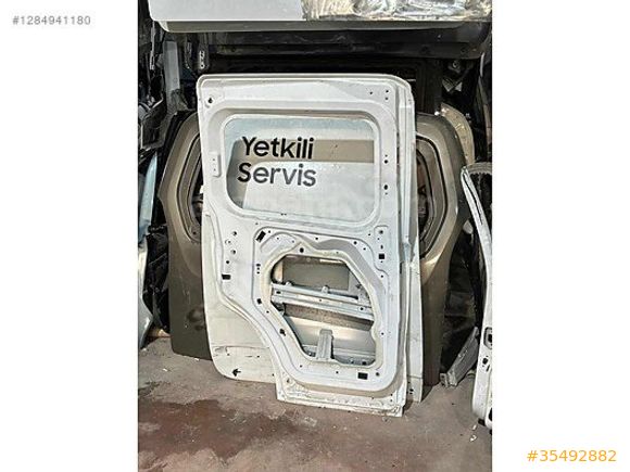 FORD COURİER BEYAZ SOL SÜRGÜLÜ KAPI ORJINAL