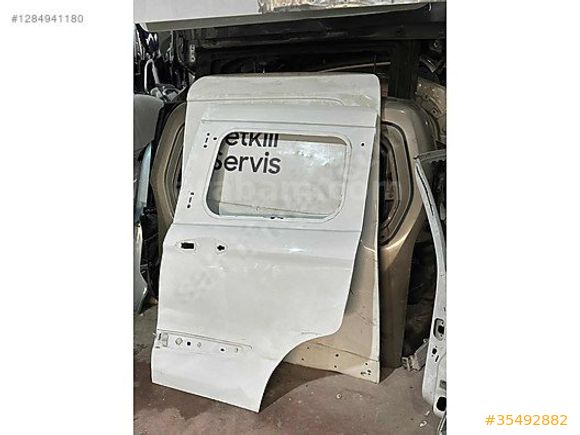 FORD COURİER BEYAZ SOL SÜRGÜLÜ KAPI ORJINAL