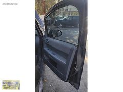 Mitsubishi Colt sağ ön kapı döşemesi