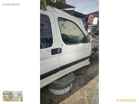 PEUGEOT PARTNER SAĞ ÖN KAPI