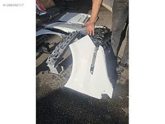 VW TRANSPORTER T8 BEYAZ SOL ÖN ÇAMURLUK ORJINAL GÖÇÜKLÜK