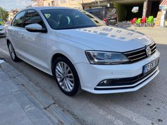 Sahibinden Volkswagen Jetta 1.4 TSi BlueMotion Highline 2015 Model  130.000 km Beyaz