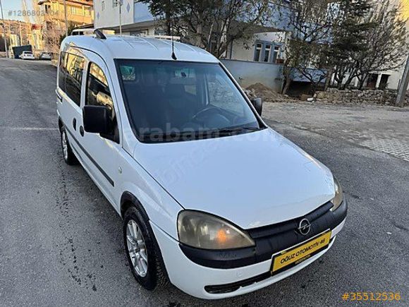 OĞUZ ' DAN HATASIZ AYARINDA 1.7 DTİ COMFORT OPEL COMBO