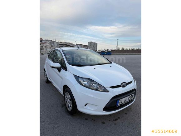 HATASIZ BOYASIZ 2.SAHİBİNDEN FORD FiESTA  