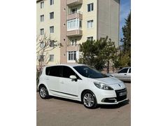 Sahibinden Renault Scenic 1.5 dCi Privilege 2013 Model 