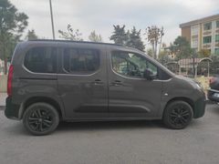 Sahibinden Fiat Doblo Combi 1.5 BlueHDi Urban 2023 Model 