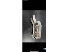 Audi-A6 otomatik şanzıman montaj braketi