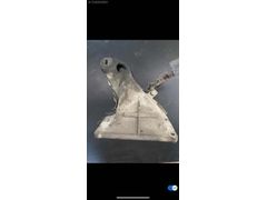 Bmw e46 motor montaj braketi - kulağı