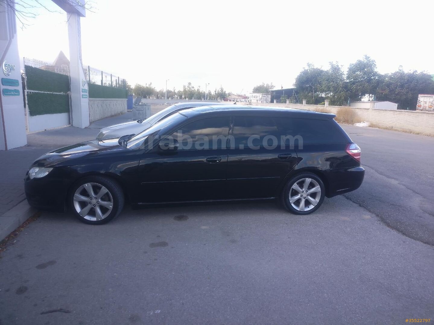 Sahibinden Subaru Legacy 2.0 SportWagon 2008 Model Karaman 254.000 km Siyah 4