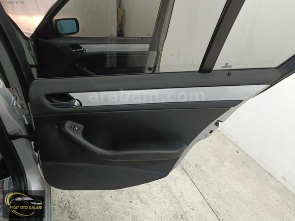 2003 MODEL HATASIZ EN DOLU PAKET SANRUFLU KLİMALI