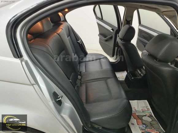 2003 MODEL HATASIZ EN DOLU PAKET SANRUFLU KLİMALI