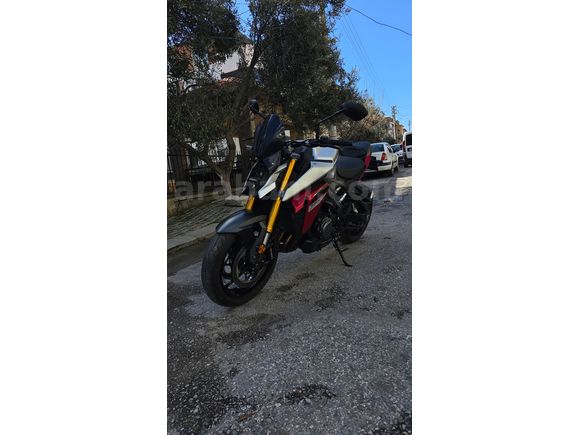 Suzuki GSX-S 1000 made in japan 