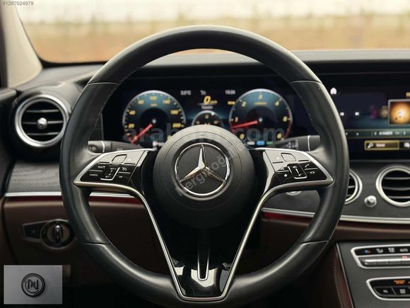 MERCEDES BENZ E300D 4MATİC YETKİLİ SERVİS BAKİMLİ