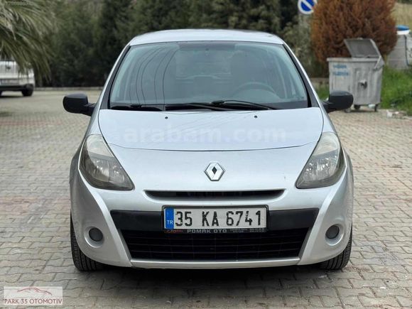 PARK35'DEN 2011 MODEL RENAULT CLIO 1.5 DCİ DİZEL AUTHENTİQUE