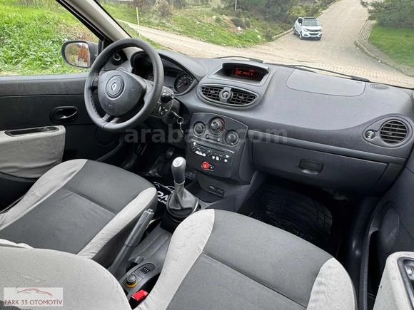 PARK35'DEN 2011 MODEL RENAULT CLIO 1.5 DCİ DİZEL AUTHENTİQUE