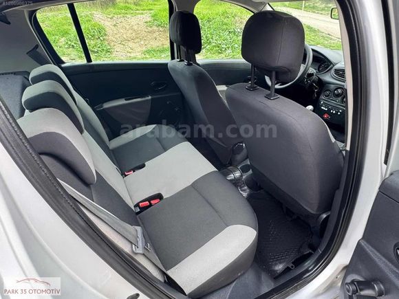PARK35'DEN 2011 MODEL RENAULT CLIO 1.5 DCİ DİZEL AUTHENTİQUE
