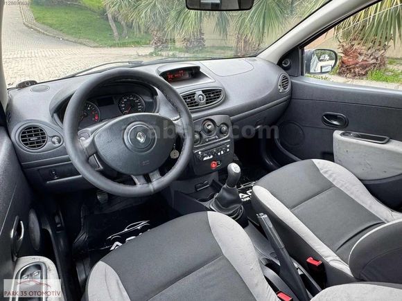 PARK35'DEN 2011 MODEL RENAULT CLIO 1.5 DCİ DİZEL AUTHENTİQUE