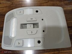 Audi 4G0947135D tavan lambası