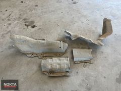 DACİA DOKKER EGZOZ SACI ORİJİNAL ÇIKMA NOKTA OTOMOTİV