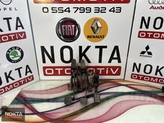 DOKKER GAZ-FREN-DEBRİYAJ PEDALLARI ORİJİNAL ÇIKMA NOKTA