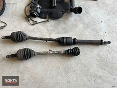 RENAULT FLUENCE SAĞ SOL AKS ORİJİNAL ÇİKMA NOKTA OTOMOTİV