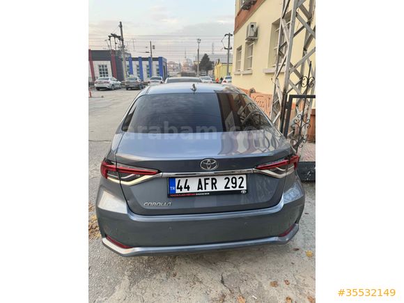 Sahibinden Toyota Corolla 1.5 Dream 2023 Model 