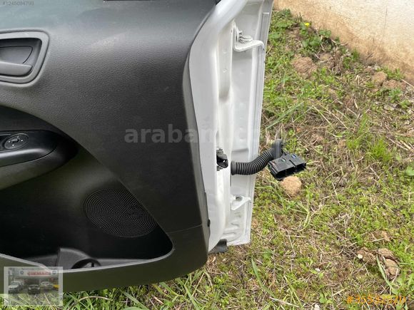 FORD COURİER SOL ÖN KAPI