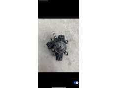 Renault master 4 2.3 dci mazot pompası 167008683r