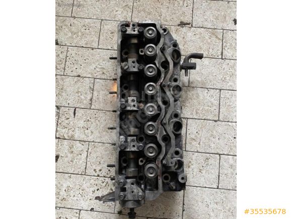 Hyundai h100 2.5 silindir kapağı