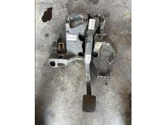 Fiat ducato 2.3 fren pedalı 25863700