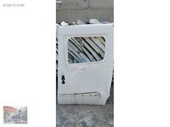 FİAT DOBLO GENİŞ AİLE ÇIKMA SOL SÜRGÜLÜ KAPI SABİT CAM