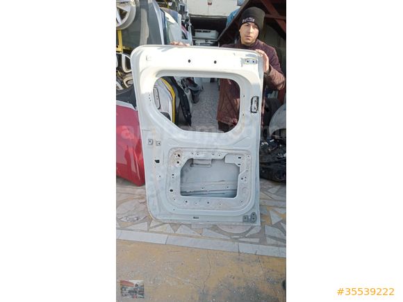 RENAULT EXPRESS ÇIKMA SOL SÜRGÜLÜ KAPI ORJİNAL