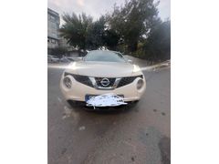 Sahibinden Nissan Juke 1.6 Sky Pack 2017 tertemiz garaj arabası sag çamurluk boya geri kalan orjinal 
