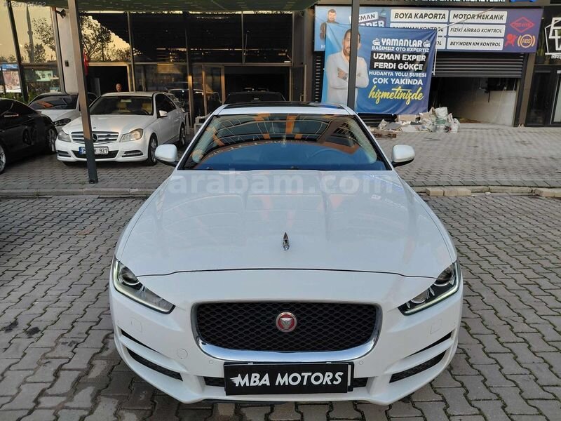Galeriden Jaguar XE 2.0 Prestige 2015 Model Bursa 172.000 km Beyaz