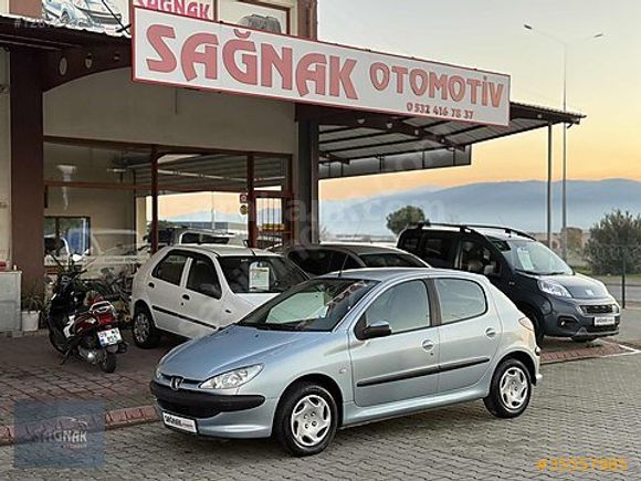 SAĞNAK OTOMOTİV'DEN 2004 MODEL TAM OTOMATİK 100.000 KM DE 206