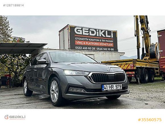 GEDİKLİ OTOMOTİV'DEN 2023 SKODA OCTAVİA 1.5 E-TECH PREMİUM TEMİZ