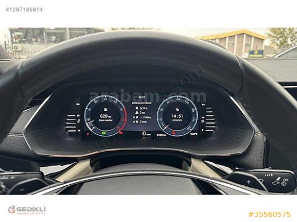 GEDİKLİ OTOMOTİV'DEN 2023 SKODA OCTAVİA 1.5 E-TECH PREMİUM TEMİZ