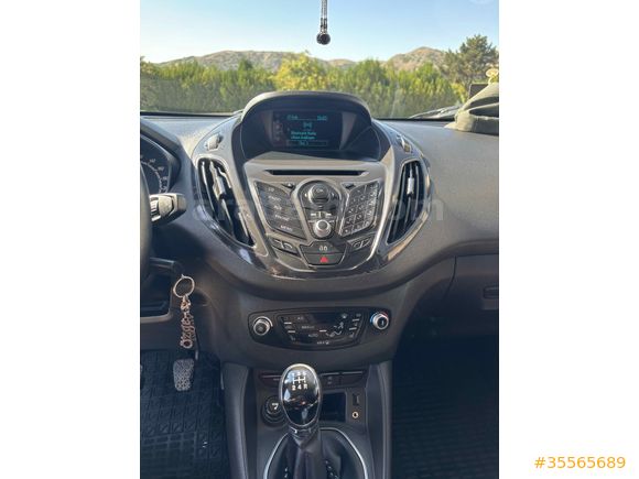 Sahibinden Ford Tourneo Courier 1.6 TDCi Titanium Plus 2014 Model 