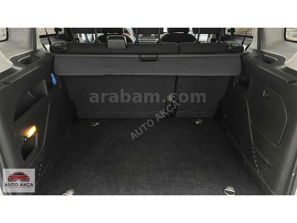 AUTO AKÇA'DAN 2022 DOBLO 1.6 HATASIZ-BOYASIZ